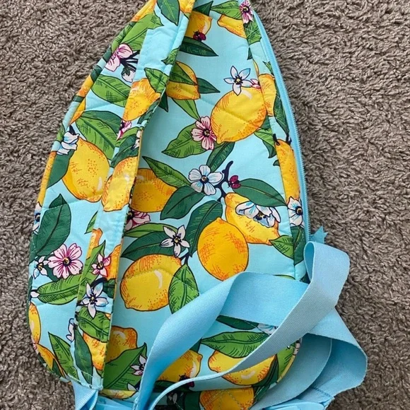 Vera Bradley Crossbody with Lemons - Excellent Condition - Picture 3 of 4